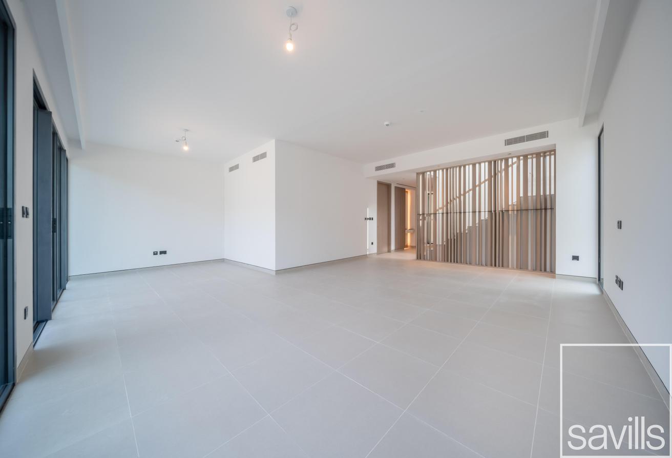 Well Located | Closed Kitchen | Vacant Soon photo 2