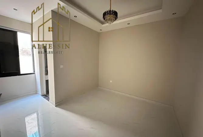 145544206 - Property Image 3