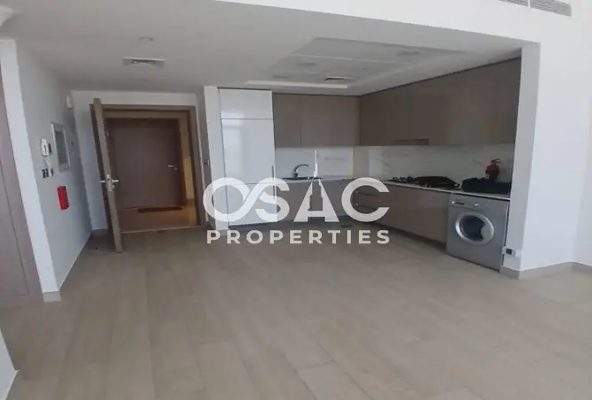 100409370 - Property Image 3