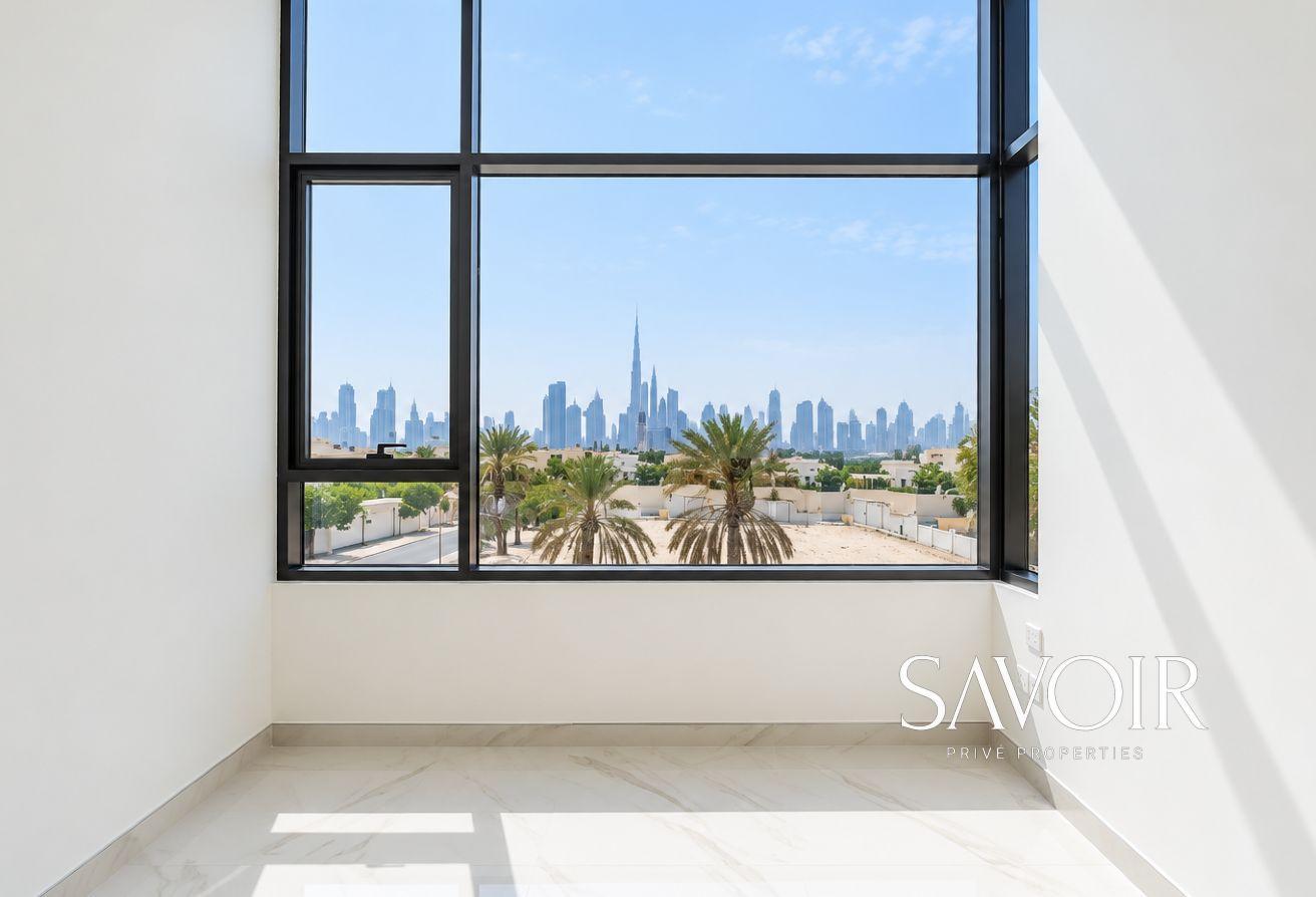 New Luxury Villa | Burj Khalifa View | Vacant photo 6