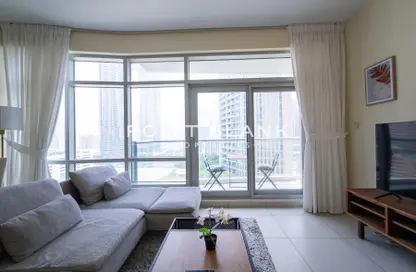 شقة - غرفة نوم - 2 حمامات للايجار في لوفتس إيست - ذا لوفت - وسط مدينة دبي - دبي