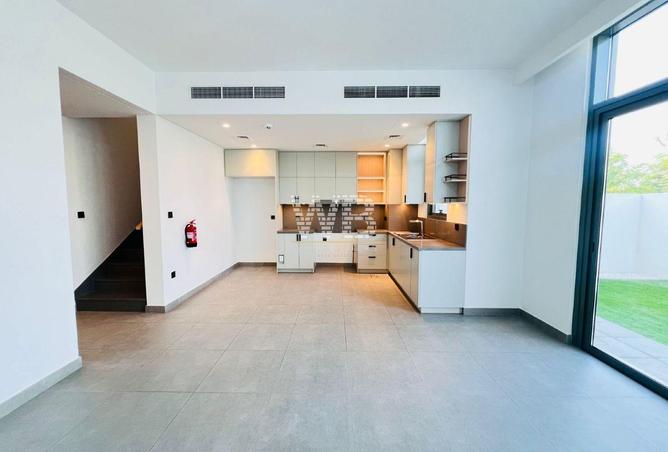 97802375 - Property Image 2