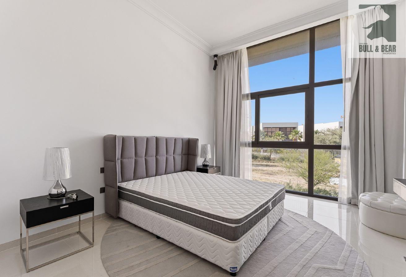 Ready To Move | Fully Furnished | Golf Course View photo 5