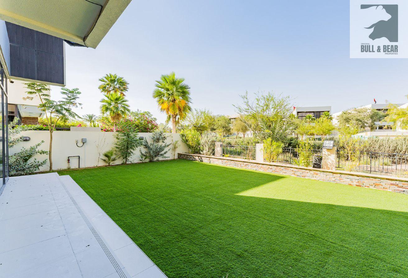 Ready To Move | Fully Furnished | Golf Course View photo 16