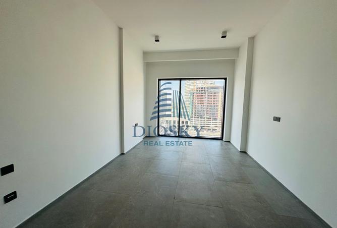 106421963 - Property Image 2