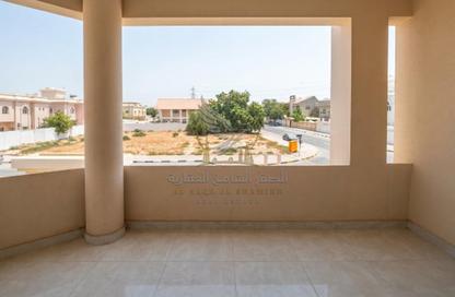 Villa - 4 - 5 for rent in Al Falaj - Al Riqqa - Sharjah