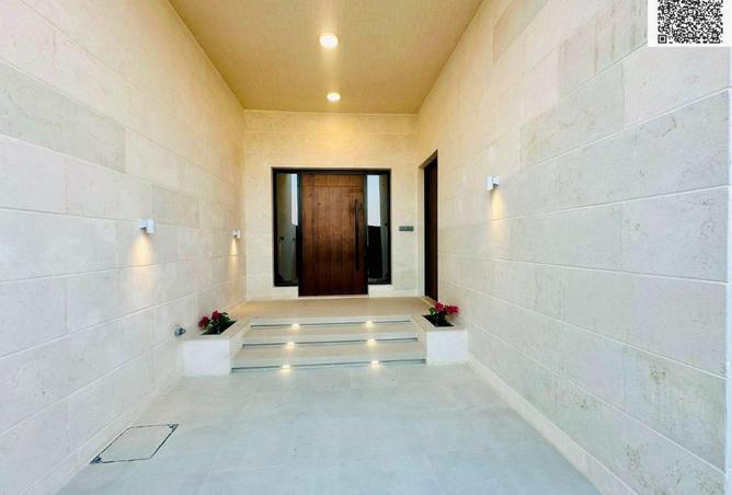 107304292 - Property Image 3