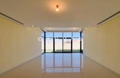 Villa - 5 Bedrooms - 7 Bathrooms for rent in Queens Meadow - Damac Hills - Dubai