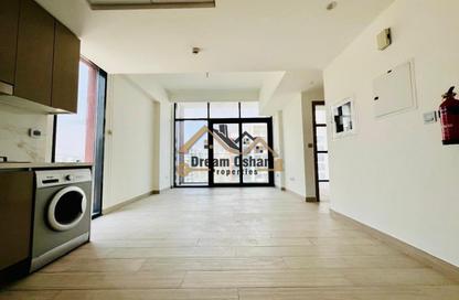 Apartment - 1 Bedroom - 1 Bathroom for rent in Azizi Riviera 25 - Azizi Riviera - Meydan One - Meydan - Dubai