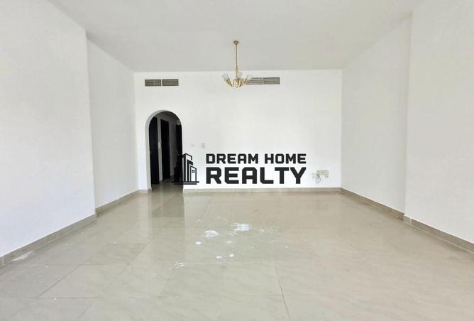 136543006 - Property Image 2