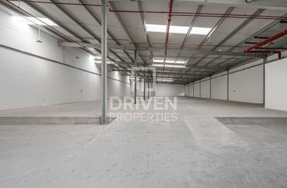 Warehouse - Studio for rent in Rashidiya Shed 2 - Umm Ramool - Dubai