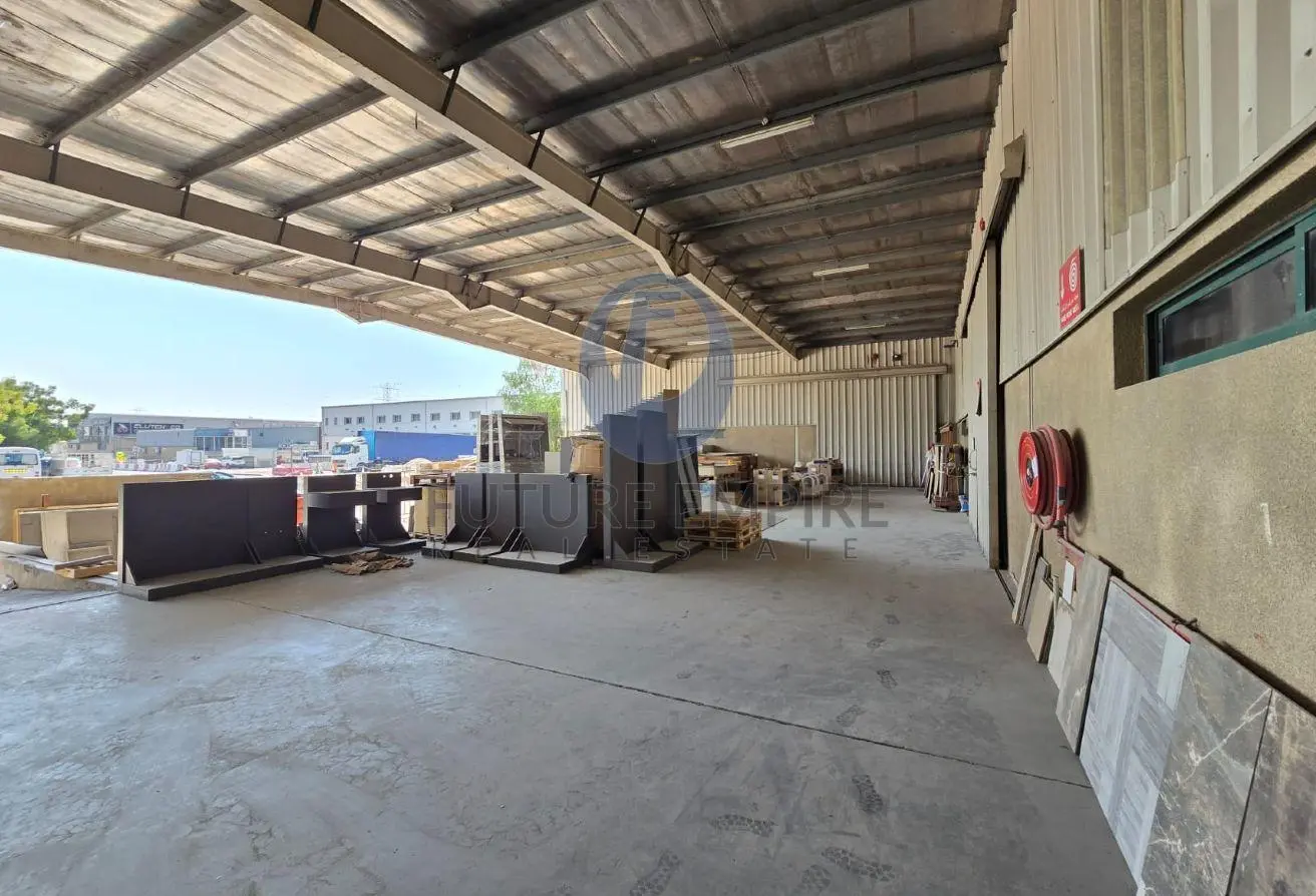 164576120 - Property Main Image