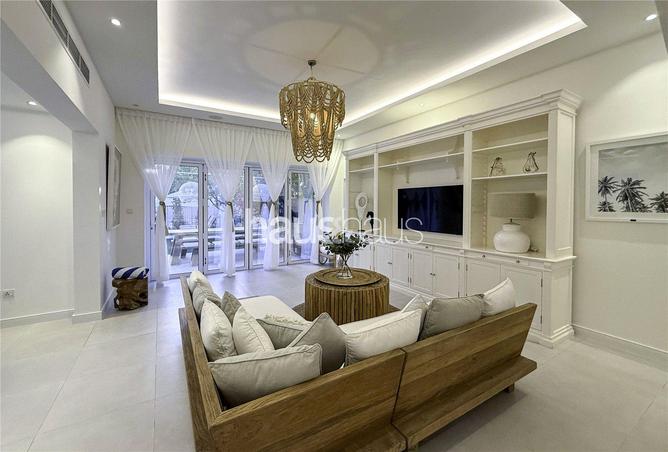 94437917 - Property Image 2