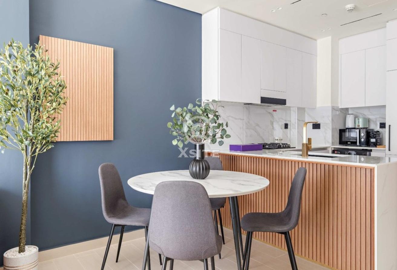 Luxury Living | Fully Furnished | Vacant photo 8