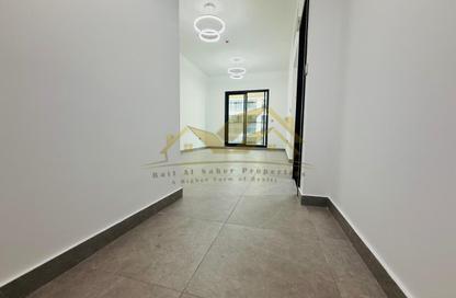 Apartment - 1 Bedroom - 2 Bathrooms for rent in Jumeirah Garden City - Al Satwa - Dubai