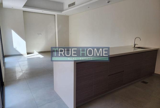 73111948 - Property Image 2