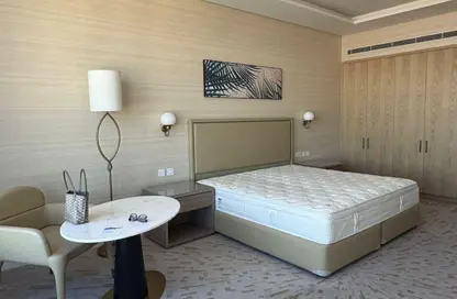 Apartment - Studio - 1 Bathroom for rent in The Palm Tower - Palm Jumeirah - Dubai