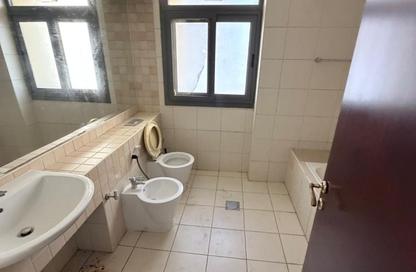 Apartment - 2 - 3 for sale in Magestic Tower - Al Mamzar - Al Mamzar - Sharjah - Sharjah