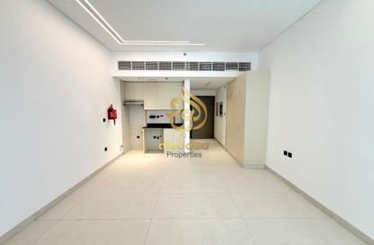 Apartment - Studio - 1 for rent in Ayhaco 7 - Jumeirah Garden City - Al Satwa - Dubai Apartment - Studio - 1 for rent in Ayhaco 7 - Jumeirah Garden City - Al Satwa - Dubai