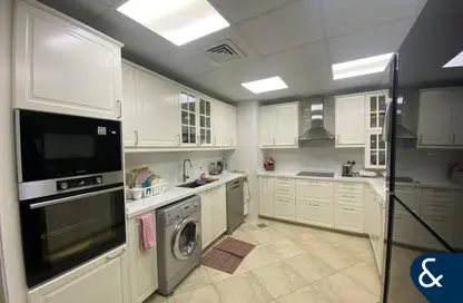 Apartment - 2 Bedrooms - 2 Bathrooms for rent in Sherlock Circus 3 - Sherlock Circus - Motor City - Dubai