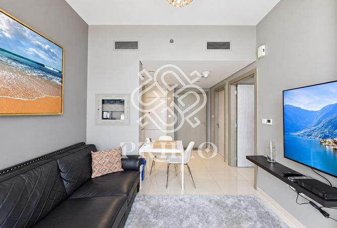 Elegant Furnished | High Floor | Canal View photo 3