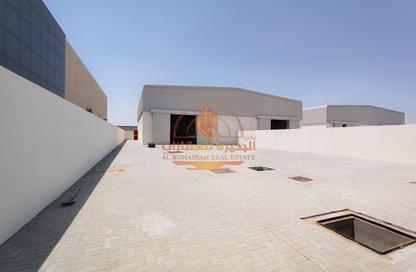 Factory - Studio - 2 Bathrooms for rent in Ali Mousa Building - Al Sajaa Industrial - Al Sajaa - Sharjah
