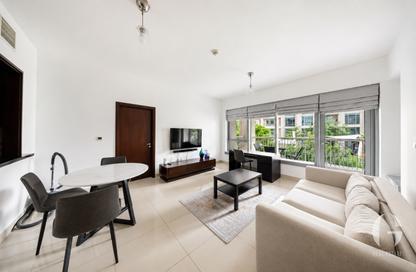 Apartment - 1 Bedroom - 2 Bathrooms for sale in 29 Burj Boulevard Tower 2 - 29 Burj Boulevard - Downtown Dubai - Dubai