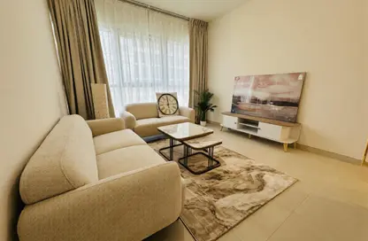 شقة - 2 غرف نوم - 2 حمامات للايجار في راديانت سكوير - مدينة الأضواء - جزيرة الريم - أبوظبي