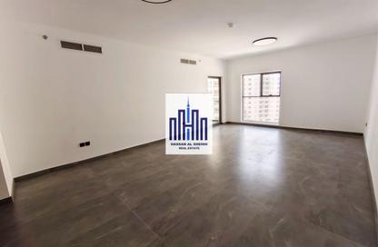Apartment - 3 Bedrooms - 5 Bathrooms for rent in Al Majaz Tower - Al Majaz - Sharjah Apartment - 3 Bedrooms - 5 Bathrooms for rent in Al Majaz Tower - Al Majaz - Sharjah
