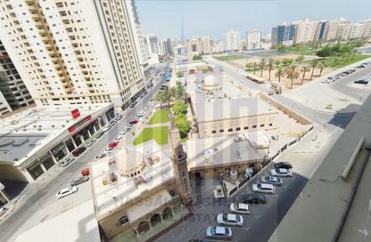 شقة - 3 غرف نوم - 5 حمامات للايجار في برج المجاز - المجاز - الشارقة شقة - 3 غرف نوم - 5 حمامات للايجار في برج المجاز - المجاز - الشارقة