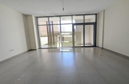 Apartment - Studio - 1 for rent in Dubai Wharf Tower 2 - Dubai Wharf - Al Jaddaf - Dubai