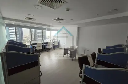 مكتب - استوديو للايجار في القمة - الخليج التجاري - دبي