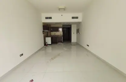 Apartment - 1 Bathroom for rent in Arabian Gate - Dubai Silicon Oasis - Dubai