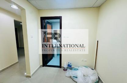 Apartment - 2 Bedrooms - 2 Bathrooms for rent in Corniche Tower - Ajman Corniche Road - Ajman Apartment - 2 Bedrooms - 2 Bathrooms for rent in Corniche Tower - Ajman Corniche Road - Ajman