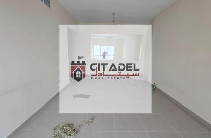 Apartment - 2 - 3 for rent in Al Majaz 2 - Al Majaz - Sharjah