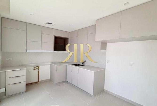 111845741 - Property Image 2