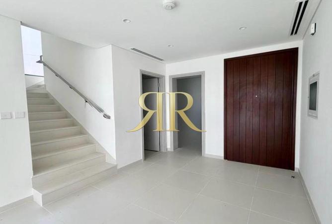 111845741 - Property Image 3