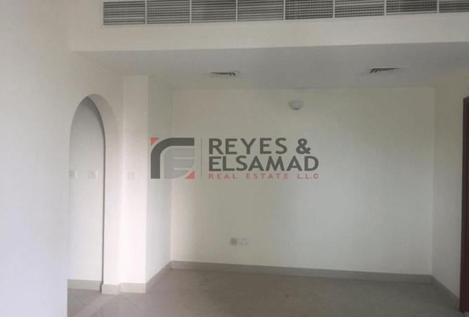 67820034 - Property Image 2