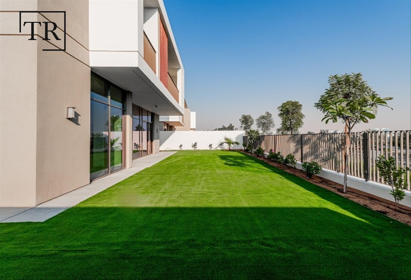 Corner Unit | Scenic Park Views | Quality Finishes photo 24