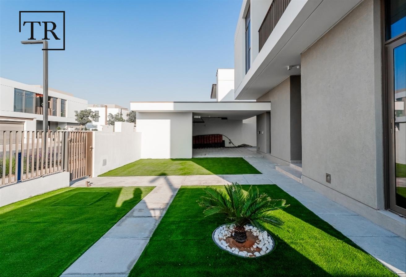 Corner Unit | Scenic Park Views | Quality Finishes photo 25