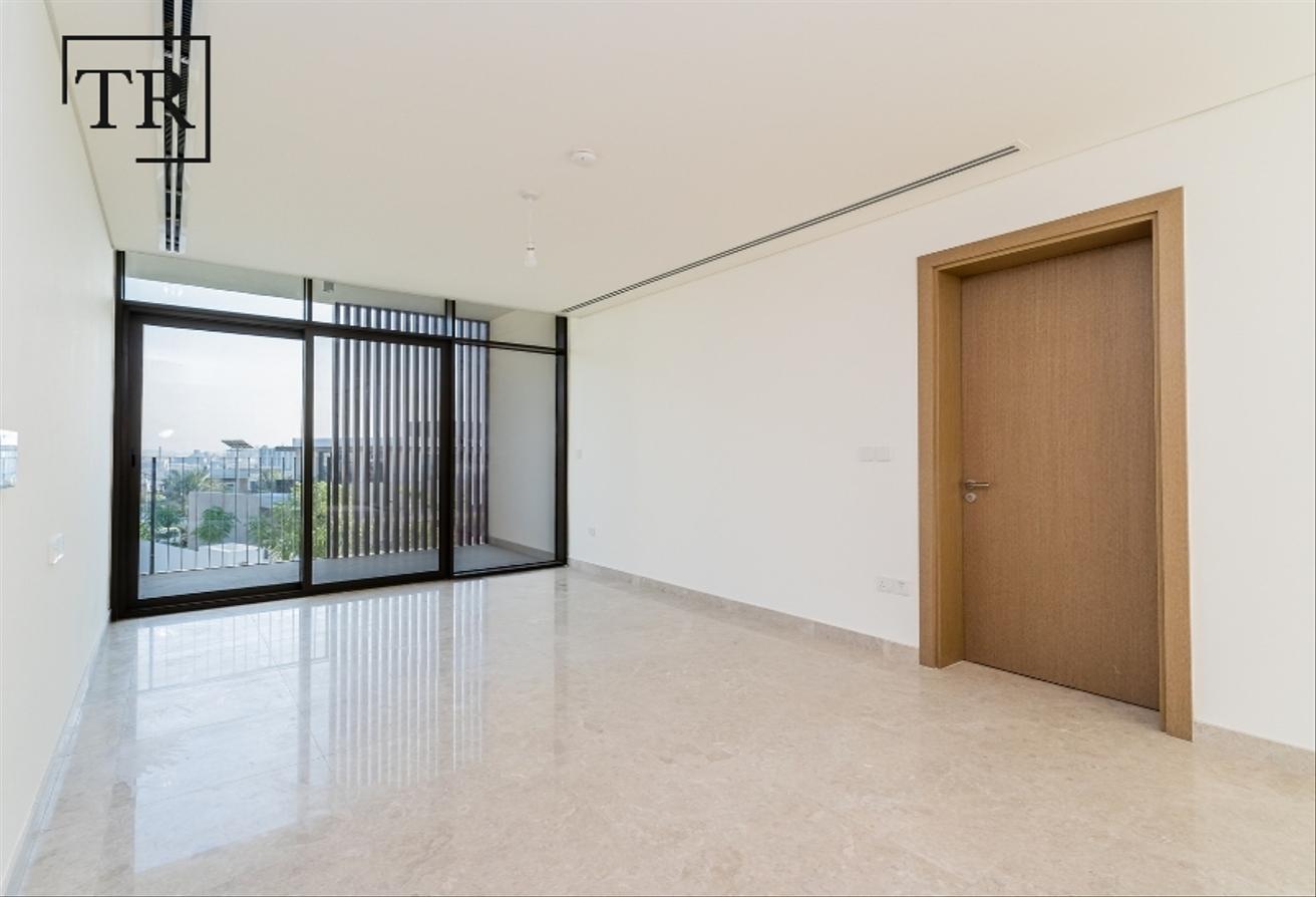 Corner Unit | Scenic Park Views | Quality Finishes photo 9