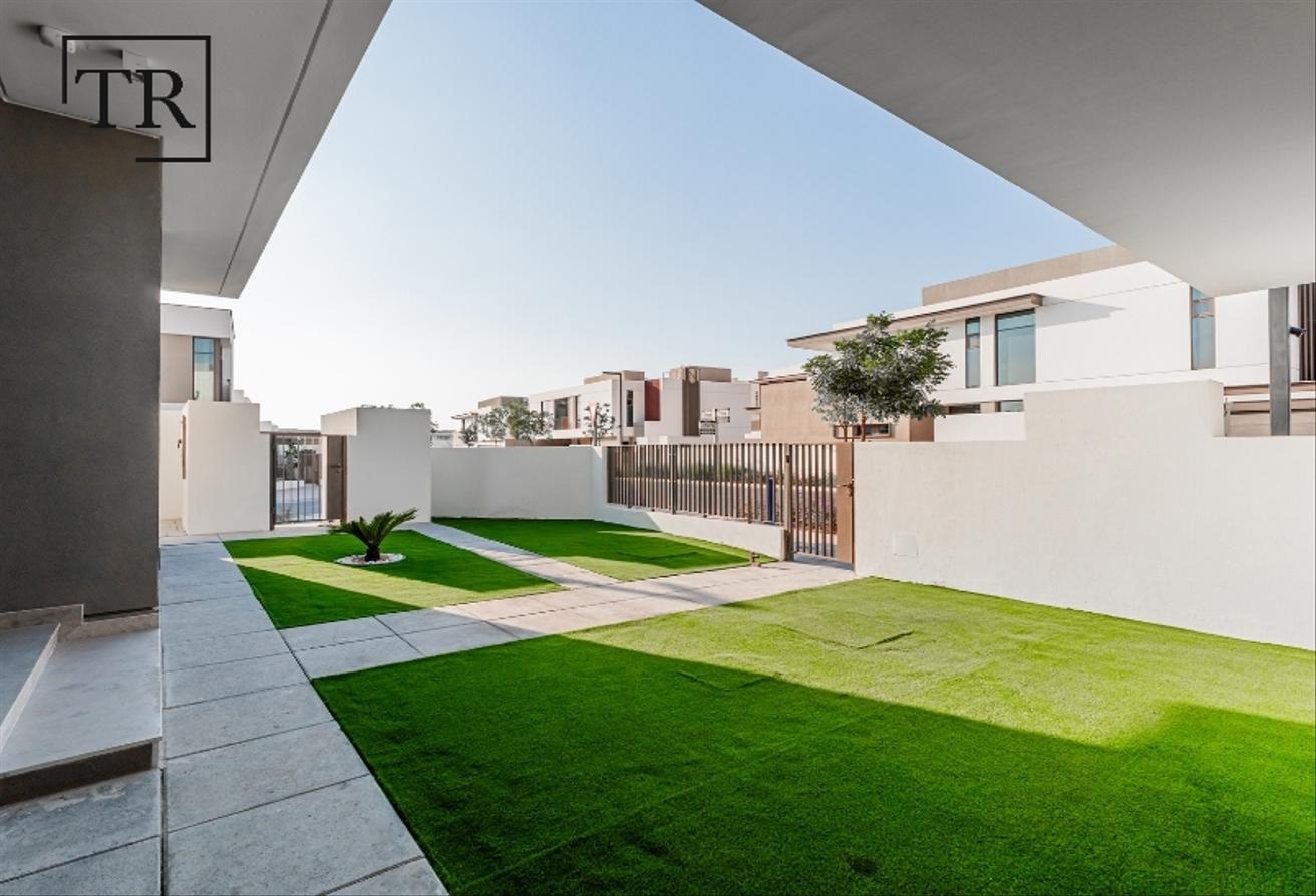 Corner Unit | Scenic Park Views | Quality Finishes photo 26