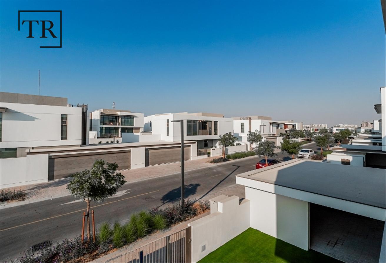Corner Unit | Scenic Park Views | Quality Finishes photo 30