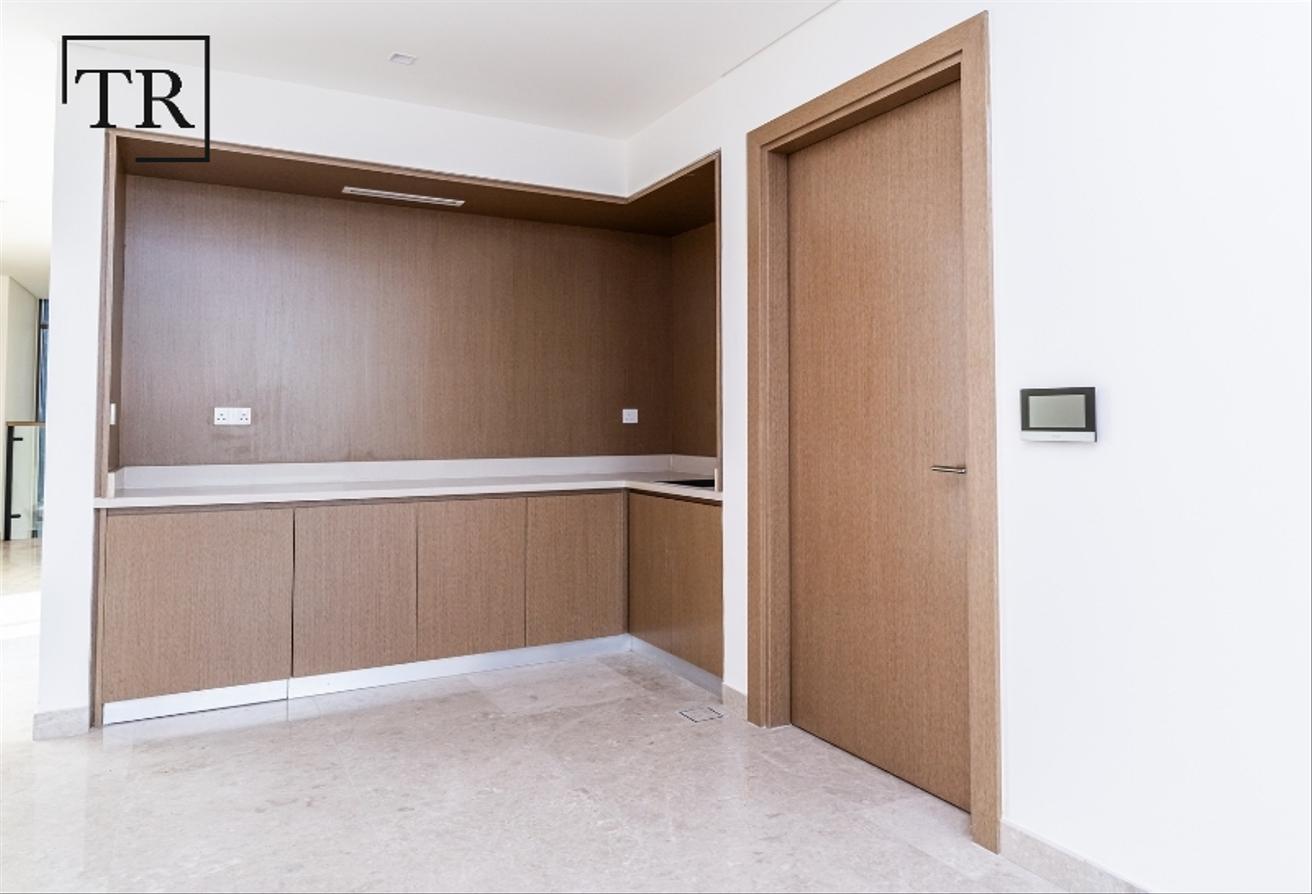 Corner Unit | Scenic Park Views | Quality Finishes photo 8