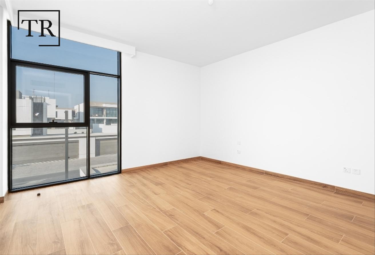 Corner Unit | Scenic Park Views | Quality Finishes photo 10