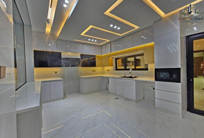 81521684 - Property Image 3