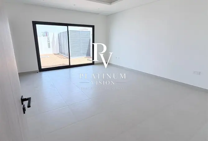 155508730 - Property Image 2