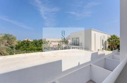 Villa - 3 Bedrooms - 6 Bathrooms for rent in Umm Suqeim 2 - Umm Suqeim - Dubai Villa - 3 Bedrooms - 6 Bathrooms for rent in Umm Suqeim 2 - Umm Suqeim - Dubai