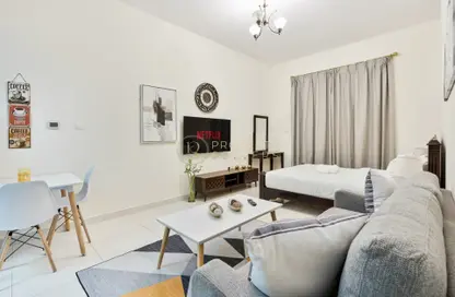 شقة - 1 حمام للايجار في مساكن النخبة رقم 6 - مساكن النخبة الرياضية - مدينة دبي الرياضية - دبي