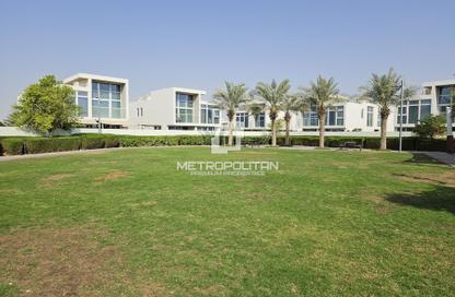 Townhouse - 3 - 3 for sale in Vardon - Damac Hills 2 - Dubai Townhouse - 3 - 3 for sale in Vardon - Damac Hills 2 - Dubai